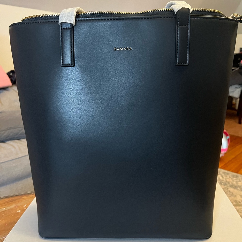 Samara Zipper Tote
